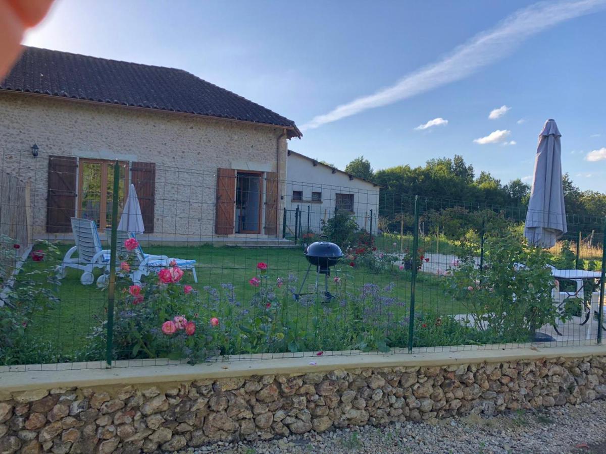 Eglise-Neuve-de-VergtChez Lucia A 15Min De Perigueux A 6Km Autoroute A89公寓 外观 照片